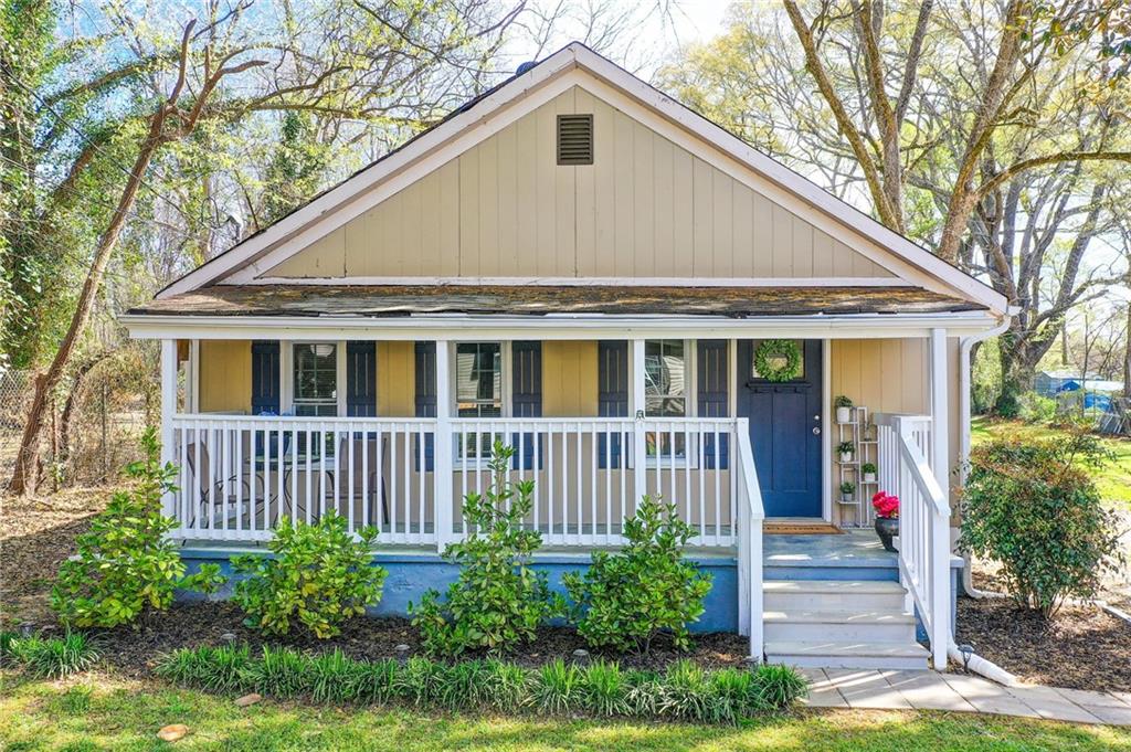 411 Ash Street Monroe, GA 30655 - Photo 1 of 36