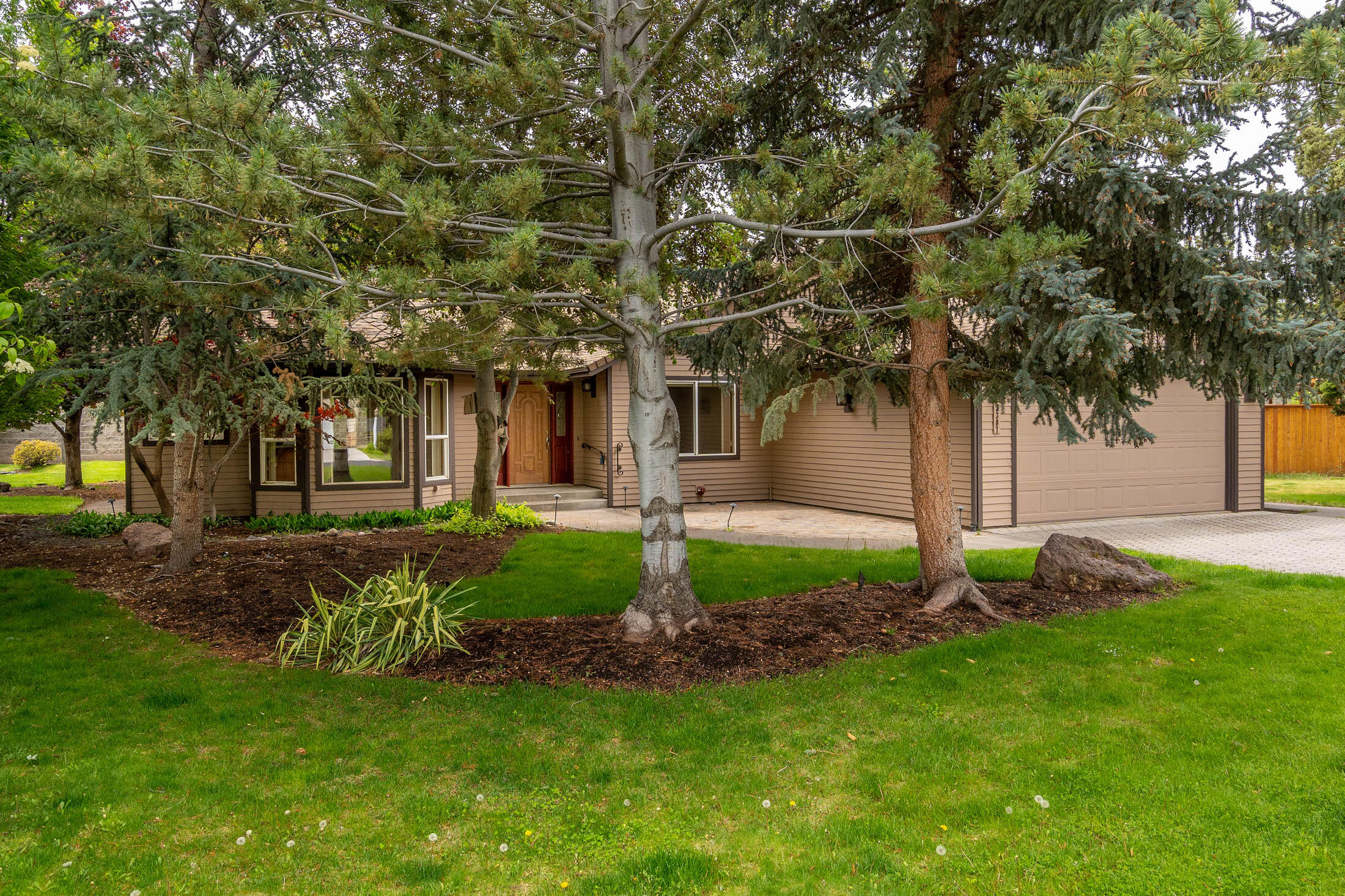 3307 Northeast Stonebrook Loop Bend, OR 97701 - Photo 2 of 27 3307 NE Stonebrook Loop 014 copy