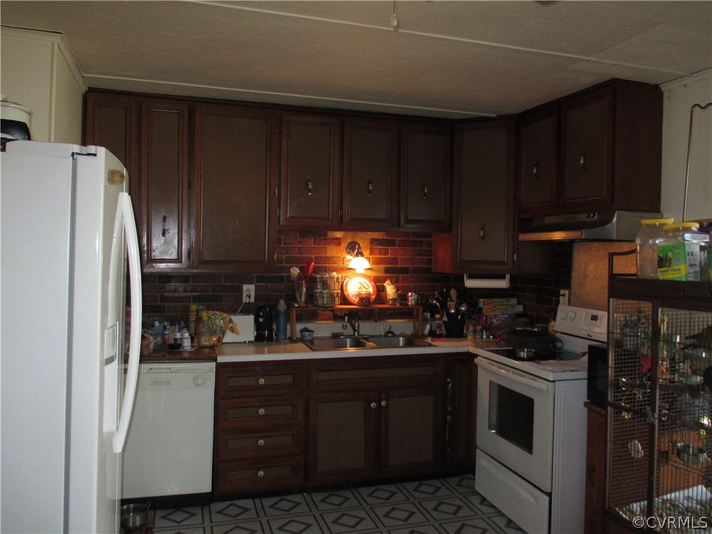 2416 Coxendale Road Chester, VA 23831 - Photo 4 of 9 Spacious Kitchen With Generous Breakfast Nook and