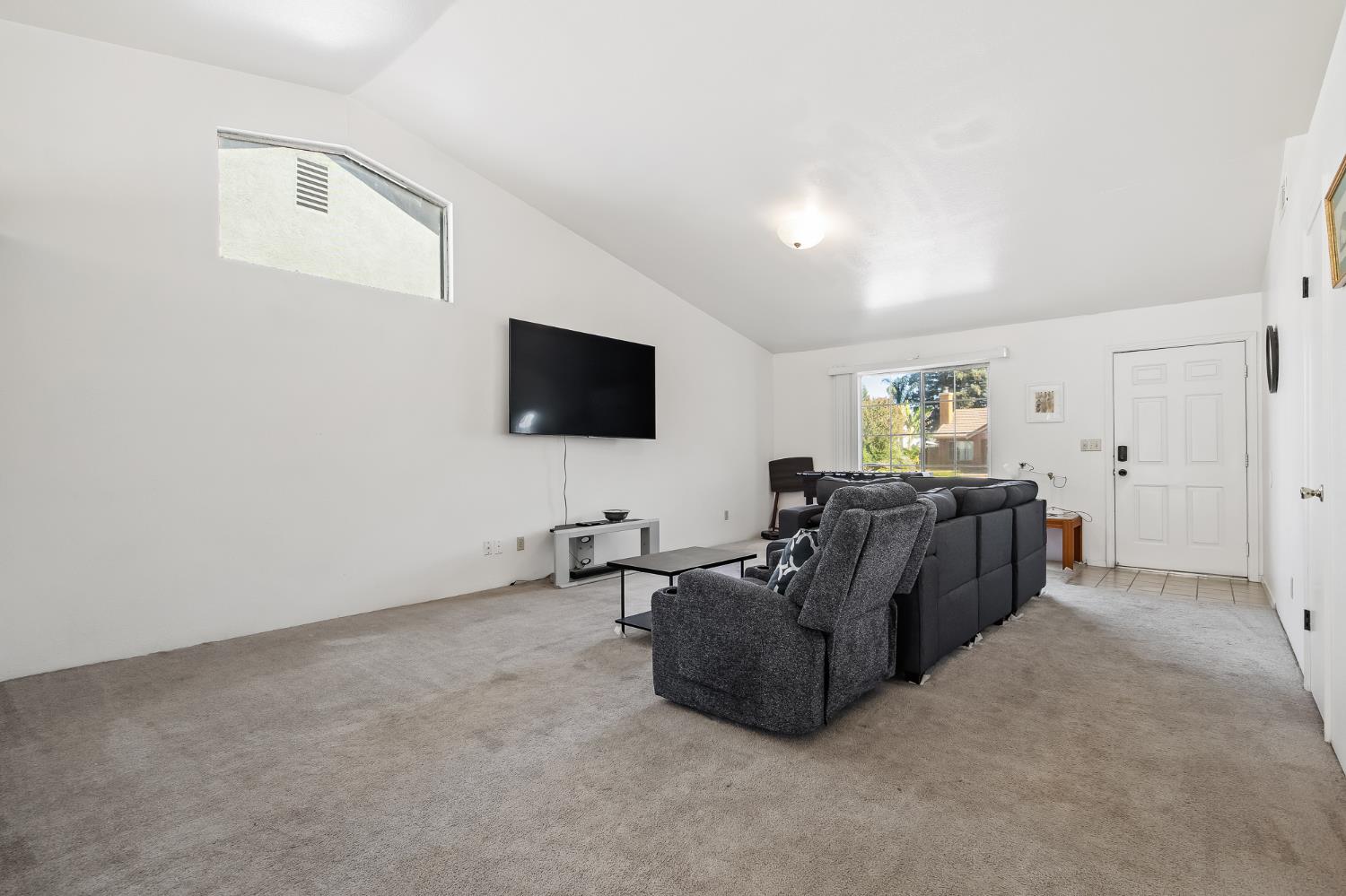 434 Occidental Court Merced, CA 95348 - Photo 8 of 38