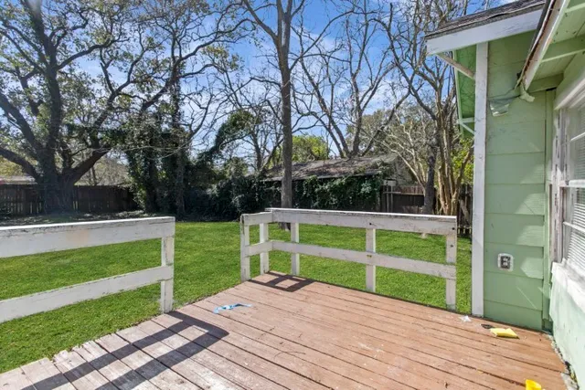 a view of backyard with green space