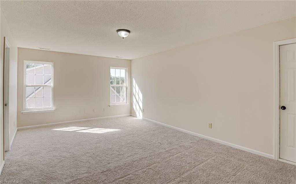 2170 Glen Cove Way High Point, NC 27265 - Photo 23 of 34