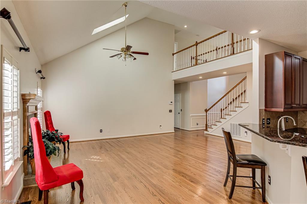 2170 Glen Cove Way High Point, NC 27265 - Photo 7 of 34