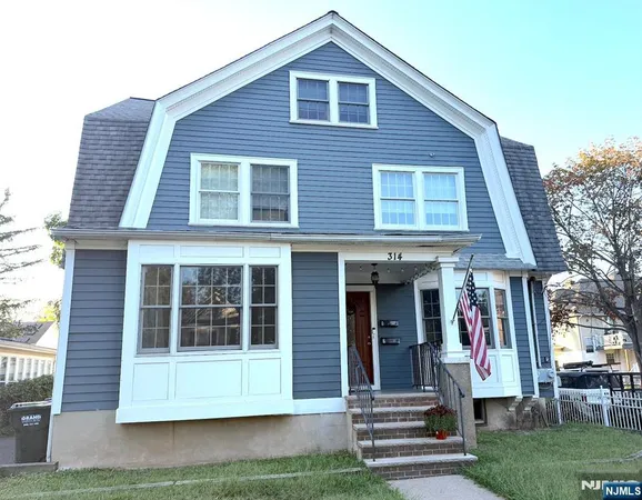 $750,000 | 314 3rd Street, Dunellen, NJ 08812