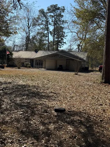 $2,600 | 512 County Road 2222, Cleveland, TX 77327