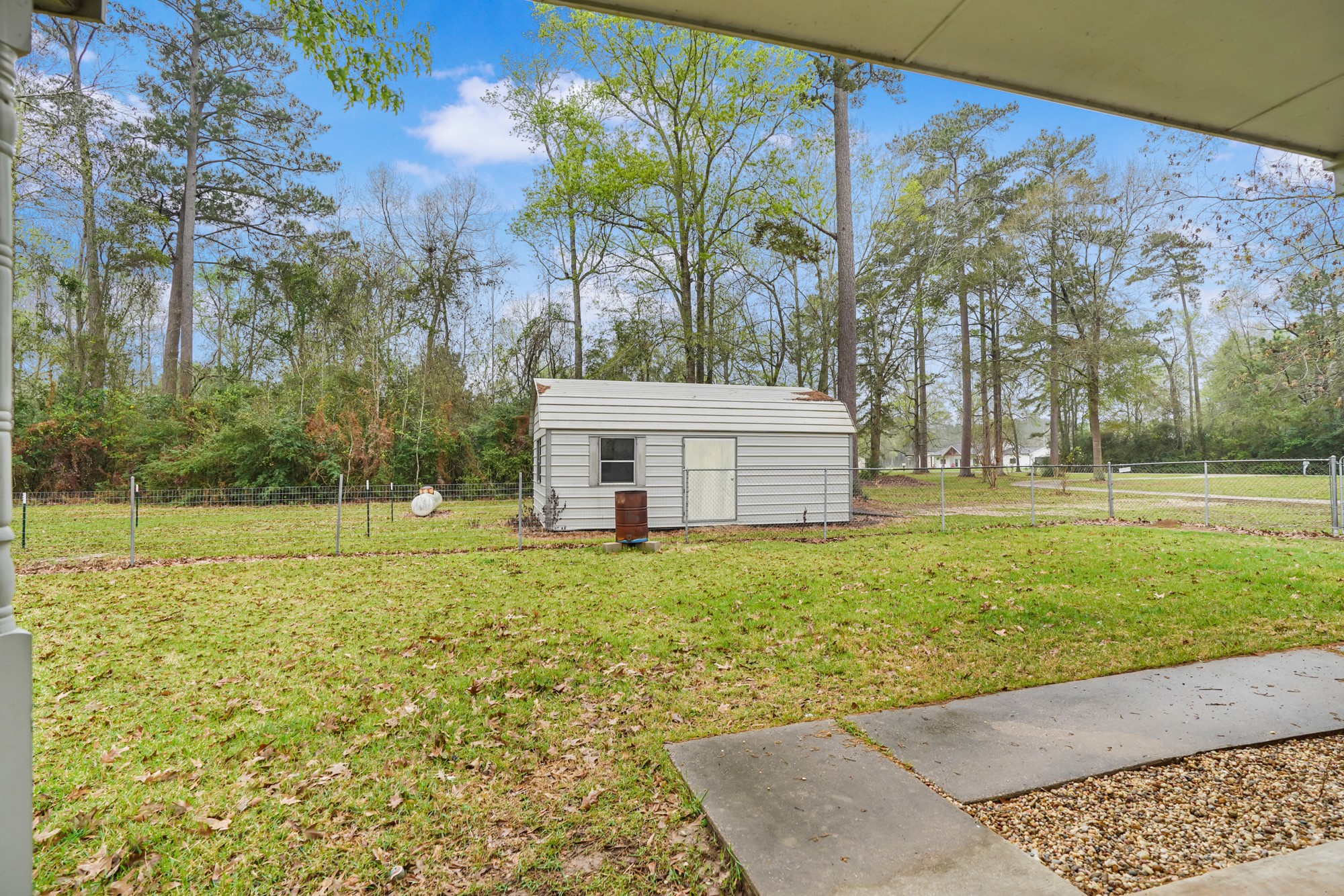 512 County Road 2222 Cleveland, TX 77327 - Photo 33 of 50