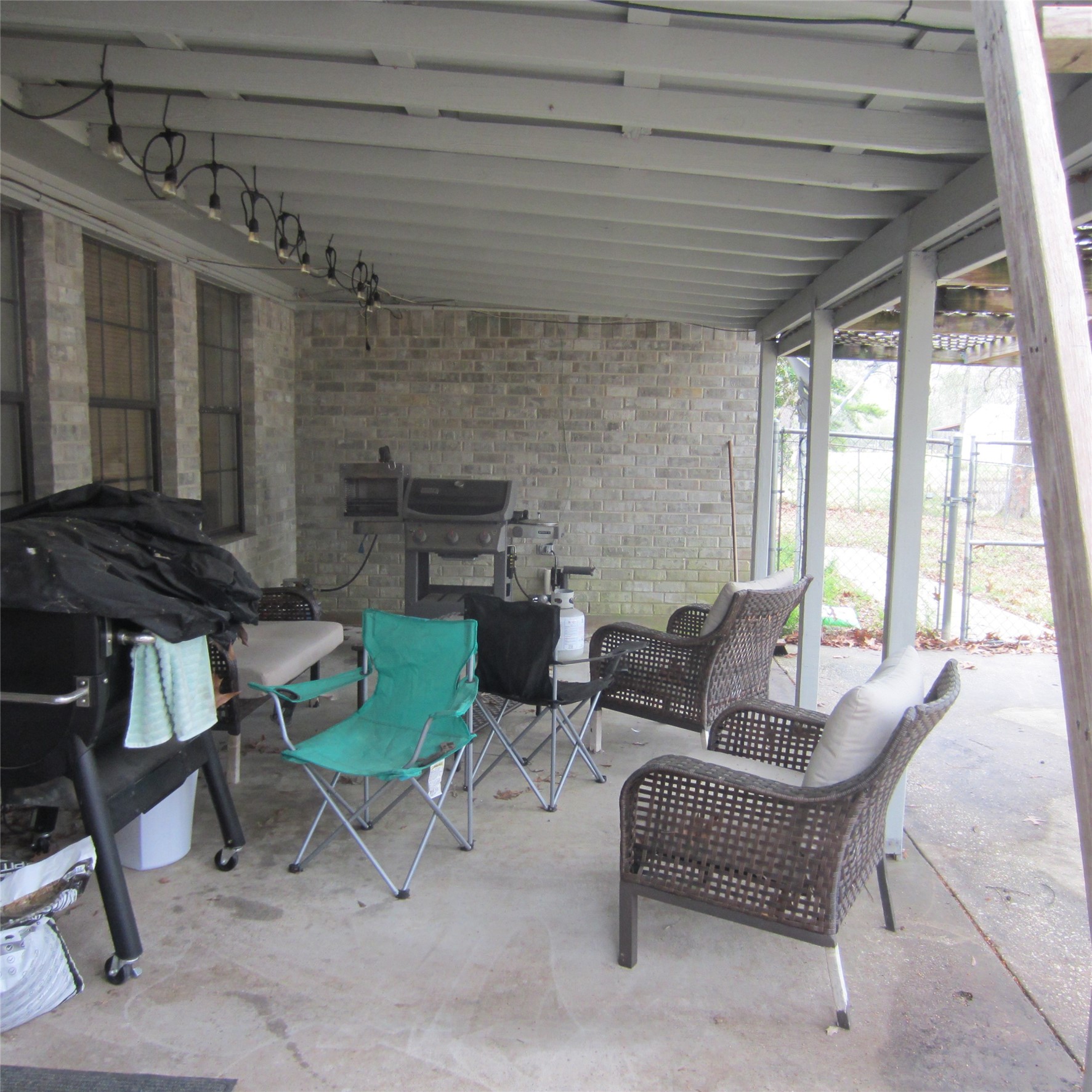 512 County Road 2222 Cleveland, TX 77327 - Photo 33 of 41 Covered back porch.