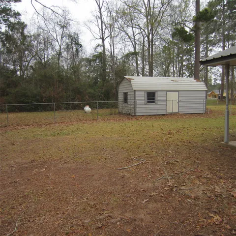 $2,600 | 512 County Road 2222, Cleveland, TX 77327