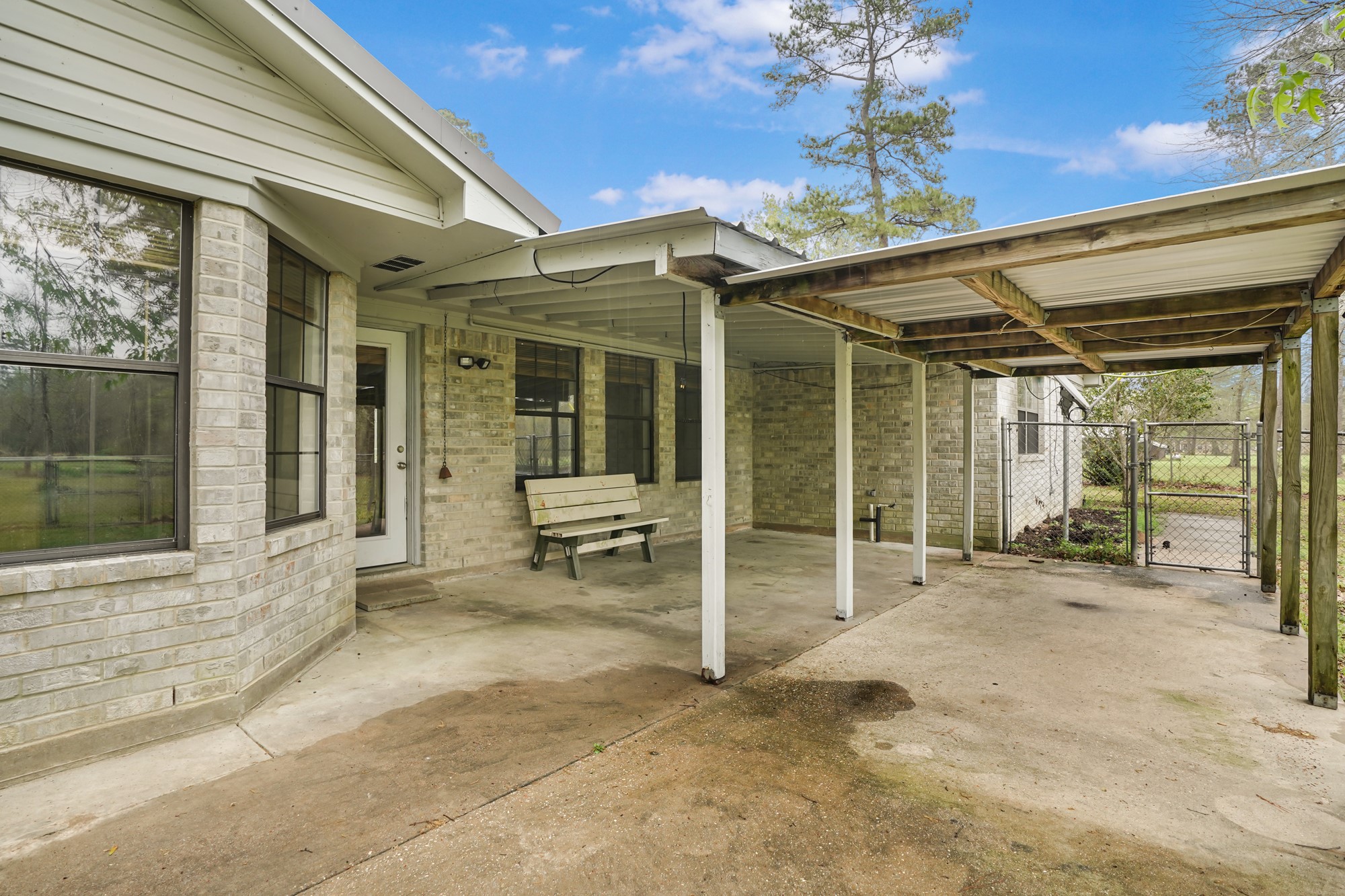 512 County Road 2222 Cleveland, TX 77327 - Photo 36 of 50