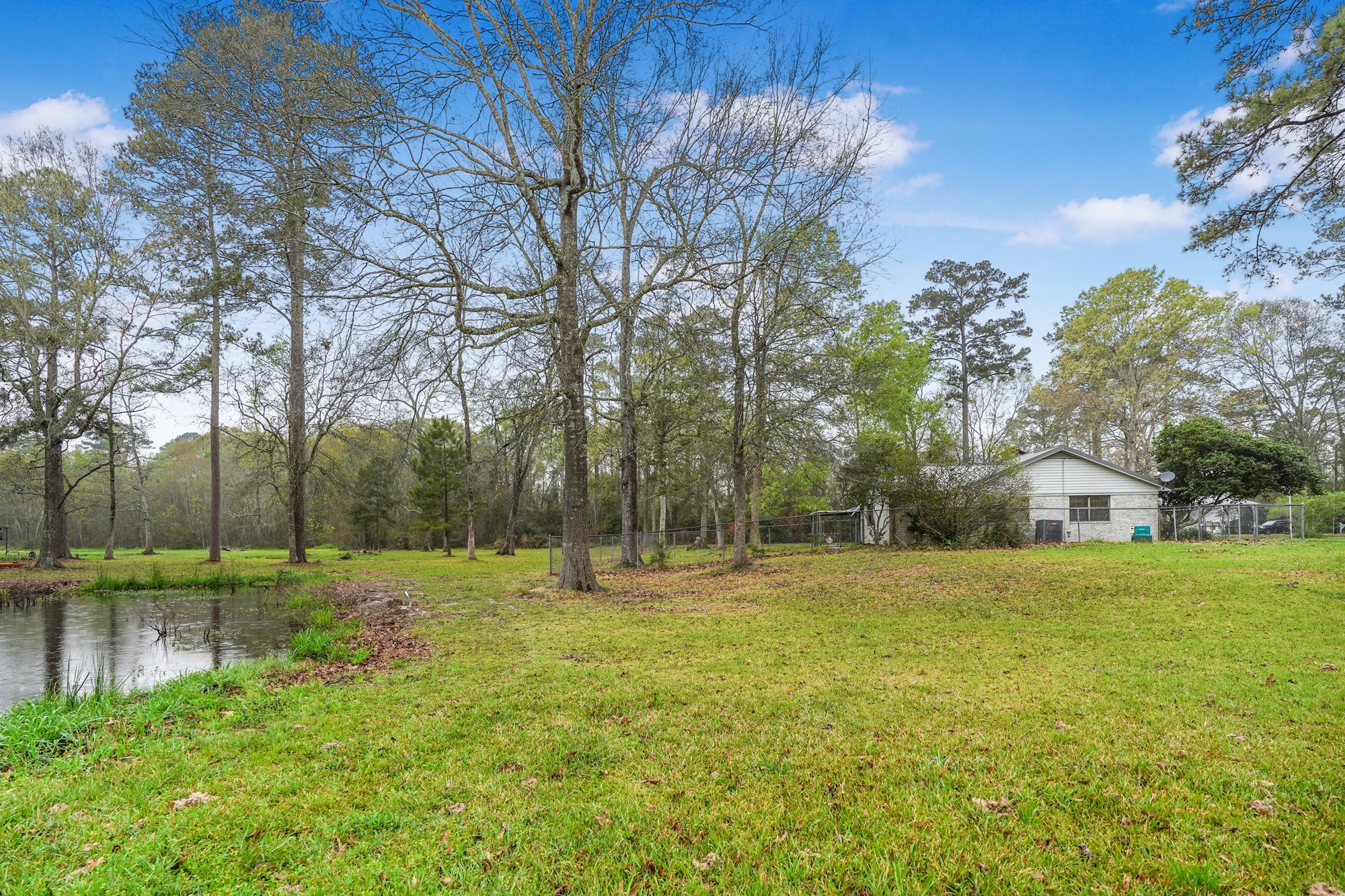 512 County Road 2222 Cleveland, TX 77327 - Photo 46 of 50