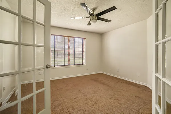$2,450 | 512 County Road 2222, Cleveland, TX 77327