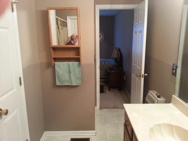 204 Nottingham Road Dickson, TN 37055 - Photo 11 of 18 masterbath