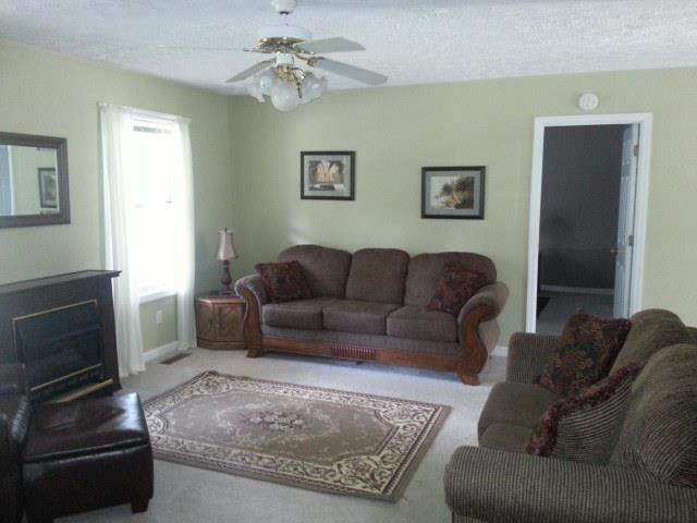 204 Nottingham Road Dickson, TN 37055 - Photo 4 of 18 living room