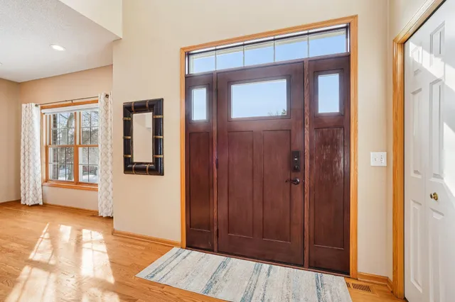 $679,000 | 16176 Hawthorn Path, Lakeville, MN 55044