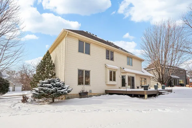 $679,000 | 16176 Hawthorn Path, Lakeville, MN 55044