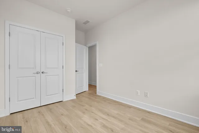 $838,735 | 13922 Aviation Place, Herndon, VA 20171