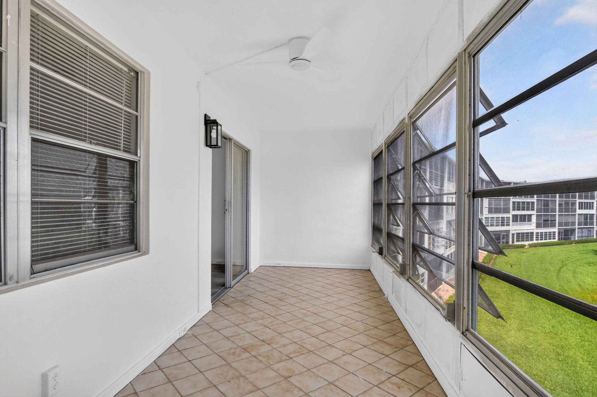 3045 Cornwall C Boca Raton, FL 33434 - Photo 25 of 54 25-web-or-mls-DSC_6053