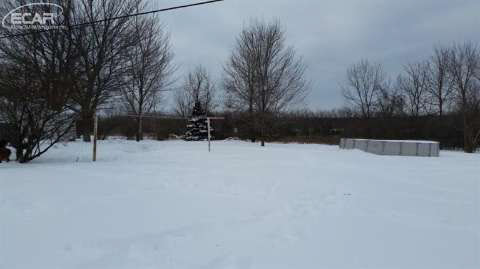 2365 Bowers Road Lapeer, MI 48446 - Photo 22 of 29 20429587-21.JPG