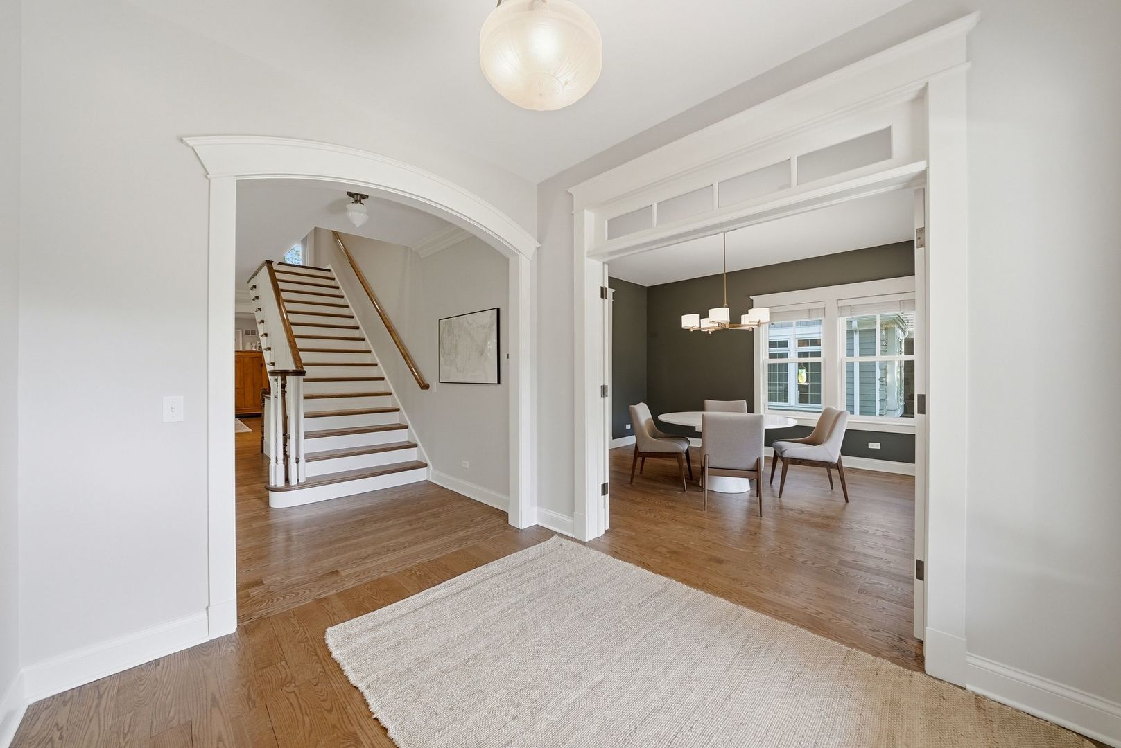 611 Prairie Avenue Barrington, IL 60010 - Photo 7 of 44