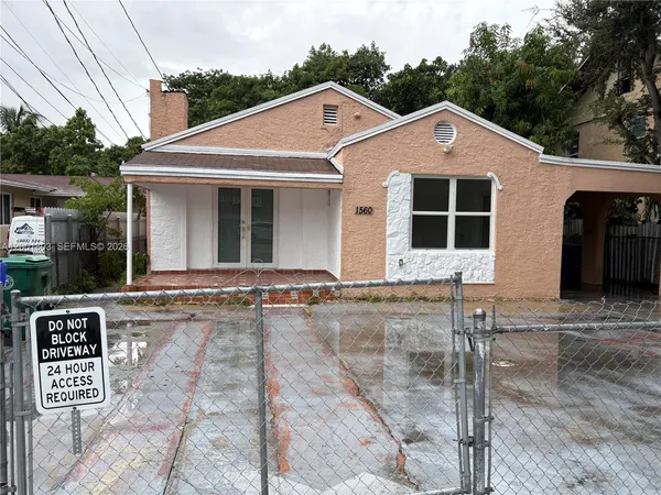 $2,900 | 1560 Northwest 25th Avenue, Unit 1, Miami, FL 33125