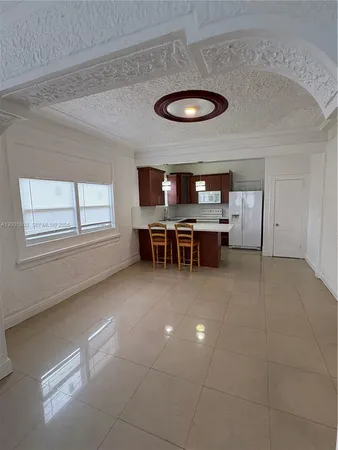 $2,900 | 1560 Northwest 25th Avenue, Unit 1, Miami, FL 33125