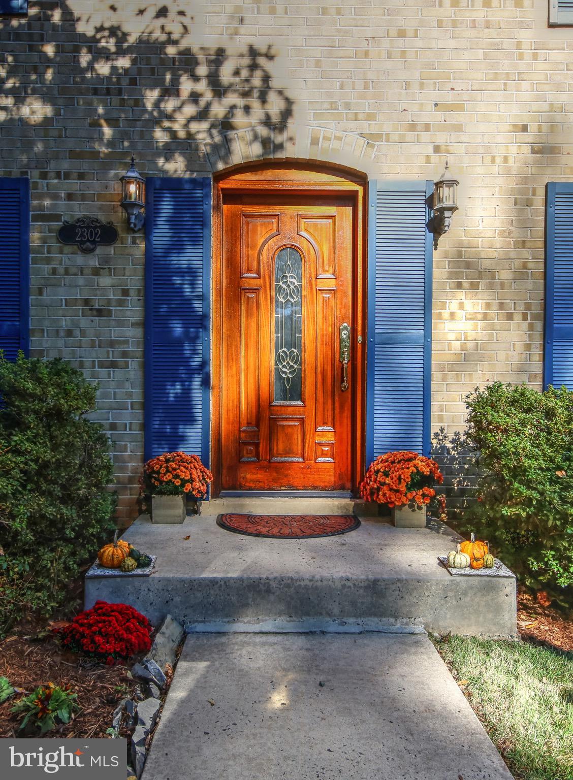 2302 Tanglevale Drive Vienna, VA 22181 - Photo 2 of 60 So welcoming