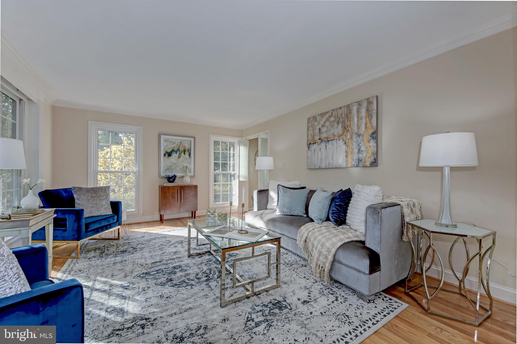2302 Tanglevale Drive Vienna, VA 22181 - Photo 7 of 60 Multiple exposures provide light & garden views