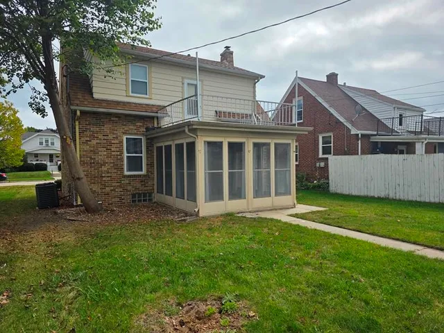 $249,900 | 2126 South 16th Street, Sheboygan, WI 53081