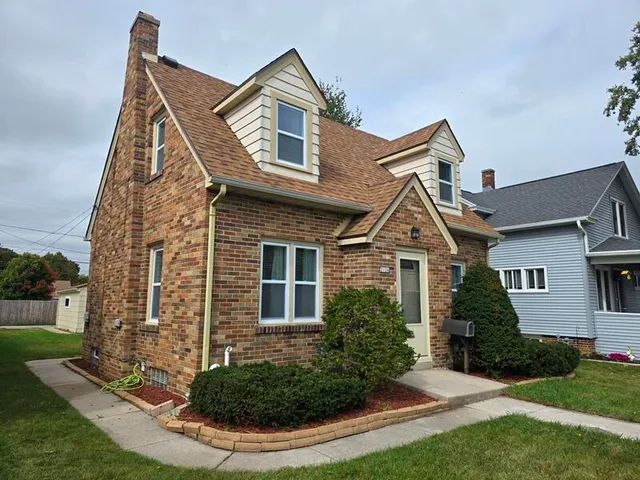 $249,900 | 2126 South 16th Street, Sheboygan, WI 53081
