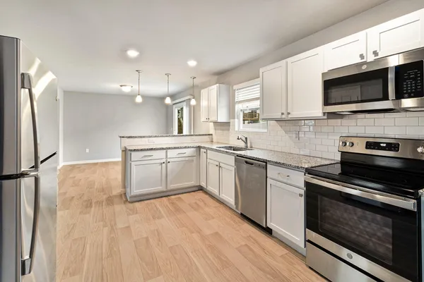 $325,000 | 2893 Jordan River Drive, Fowlerville, MI 48836