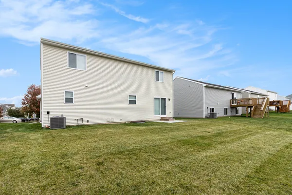 $325,000 | 2893 Jordan River Drive, Fowlerville, MI 48836