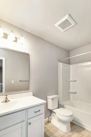 $329,900 | 2893 Jordan River Drive, Fowlerville, MI 48836