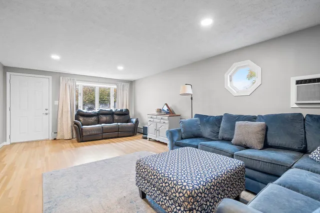 $419,900 | 225 Reed Street, Manchester, NH 03102