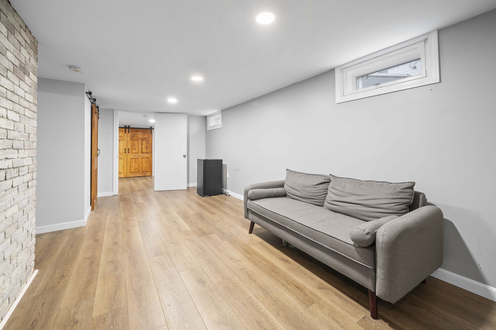 225 Reed Street Manchester, NH 03102 - Photo 23 of 41