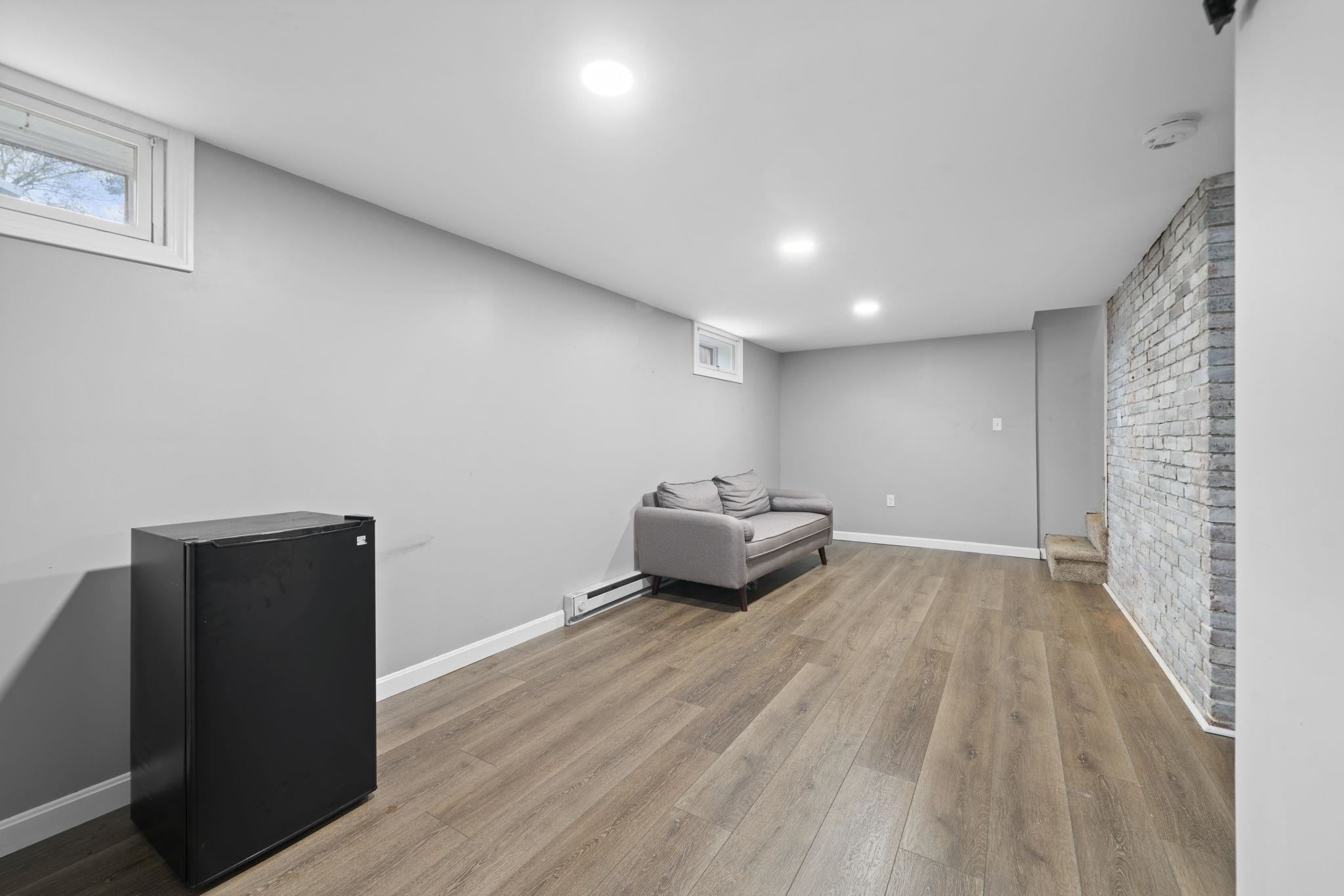 225 Reed Street Manchester, NH 03102 - Photo 24 of 41