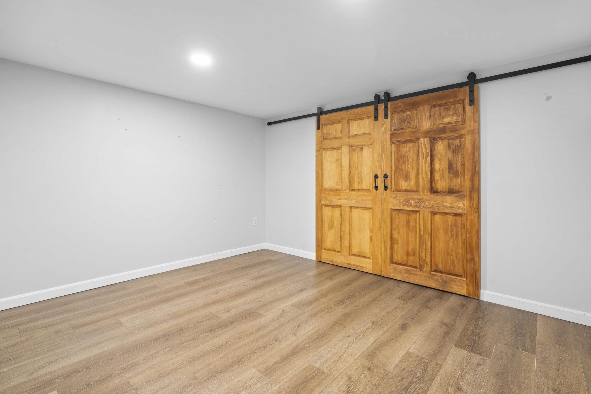 225 Reed Street Manchester, NH 03102 - Photo 25 of 41