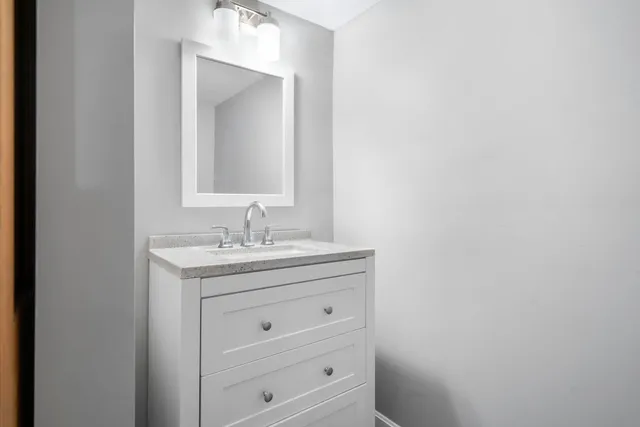 $419,900 | 225 Reed Street, Manchester, NH 03102