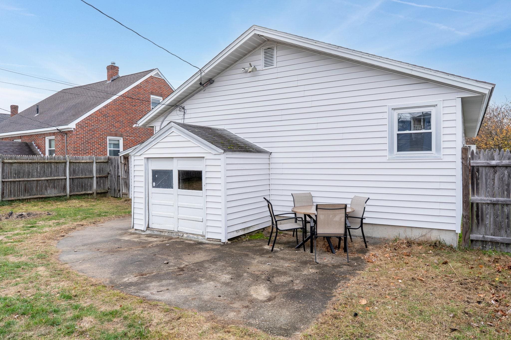 225 Reed Street Manchester, NH 03102 - Photo 35 of 41