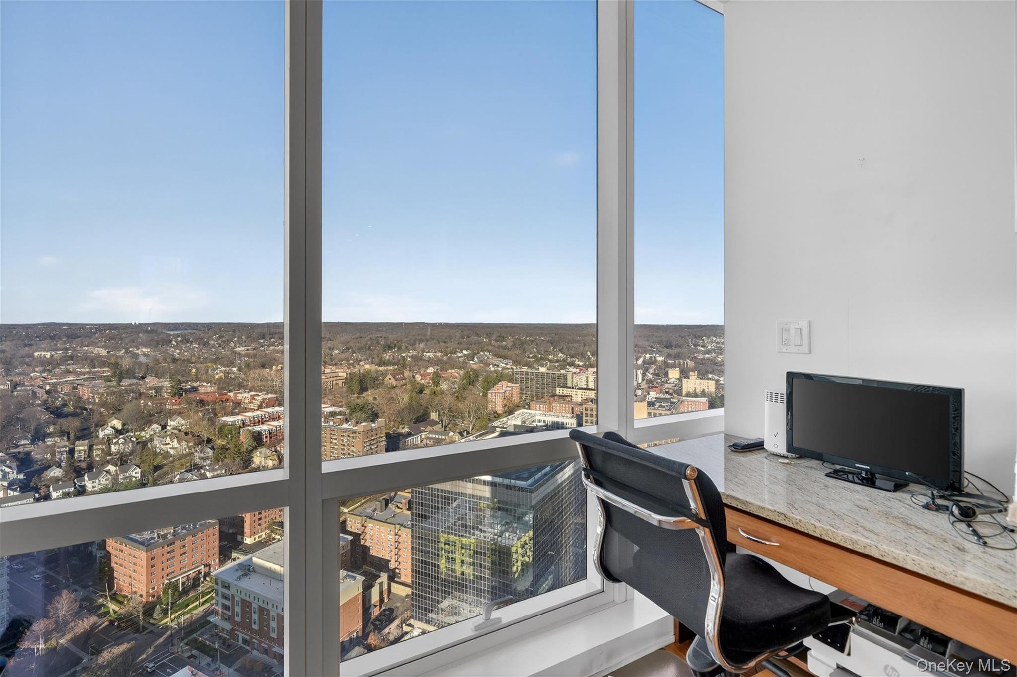 5 Renaissance Square, Unit PH6C White Plains, NY 10601 - Photo 16 of 50
