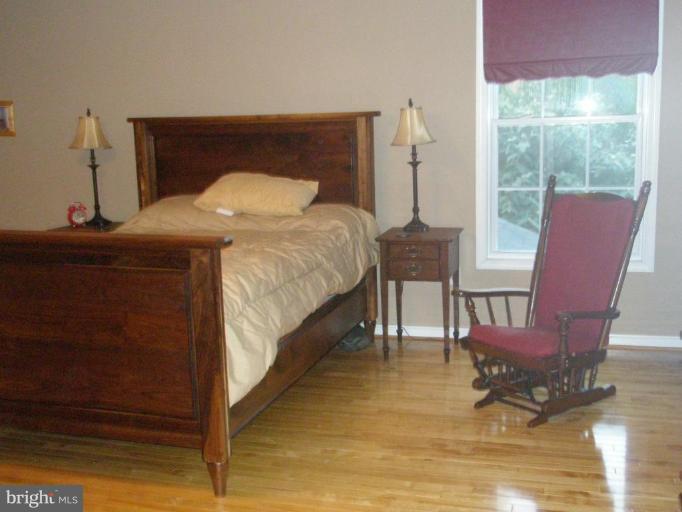 1396 Kimblewick Road Potomac, MD 20854 - Photo 14 of 18 Master Bedroom #3