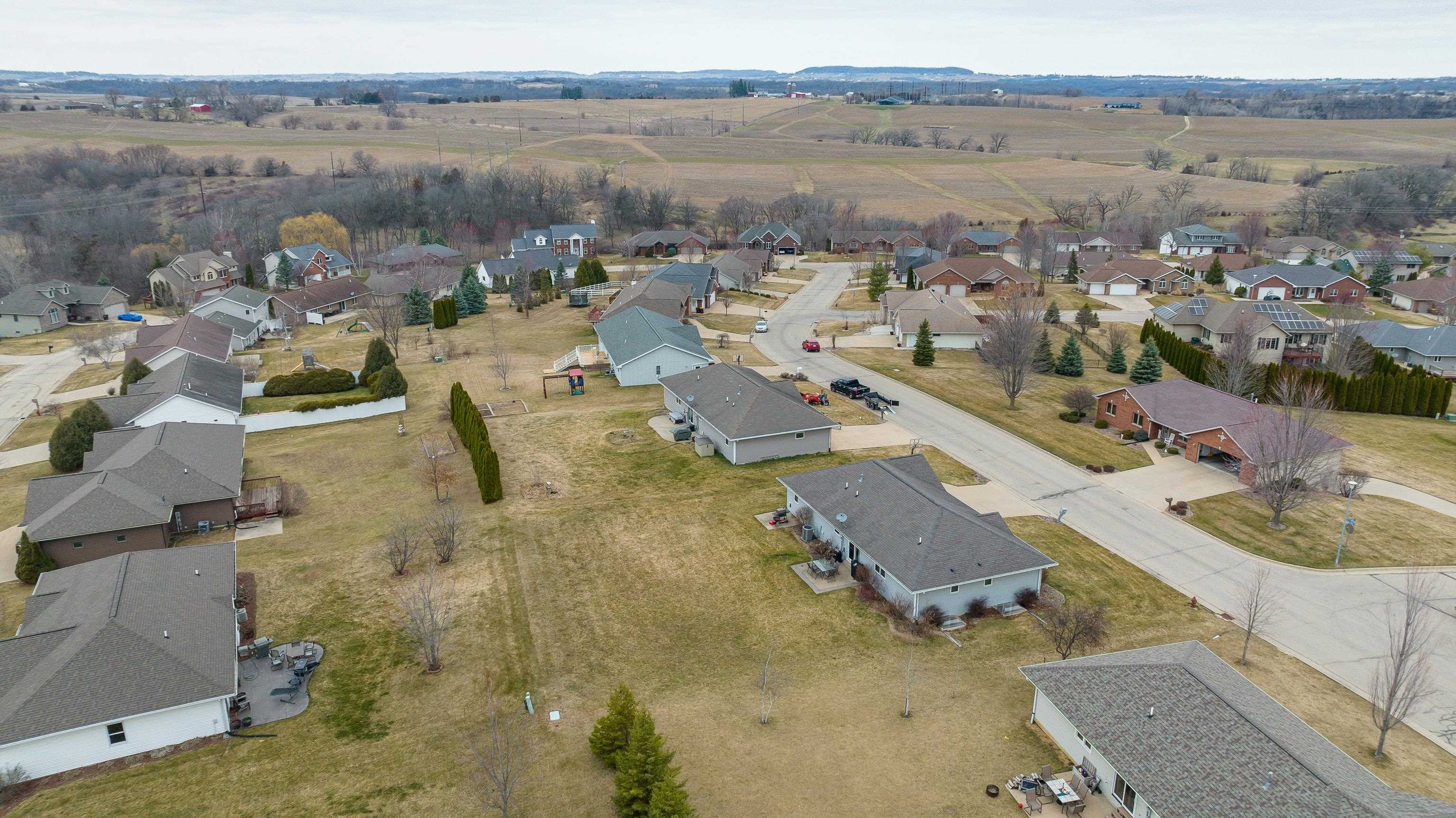 2501 Amber Ridge Drive Dubuque, IA 52002 - Photo 33 of 34 Gallery Image 33