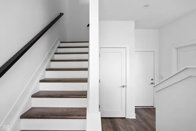 $499,900 | 435 Flora Place, Carmel, IN 46290