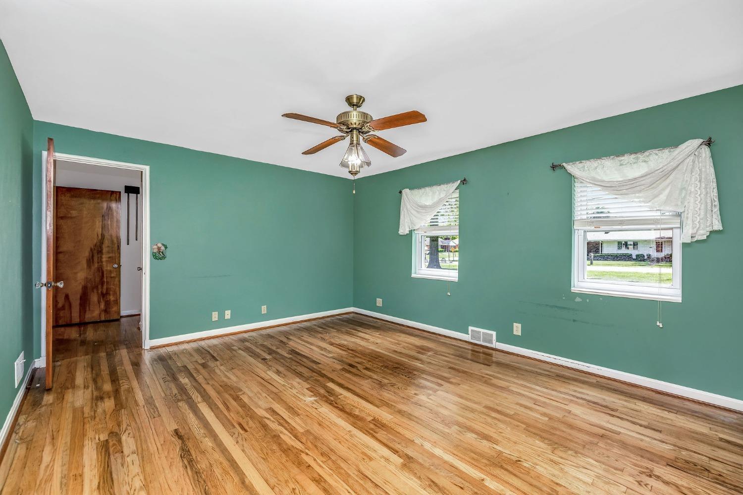 2050 Adams Road Cincinnati, OH 45231 - Photo 15 of 35 Gallery Image 15
