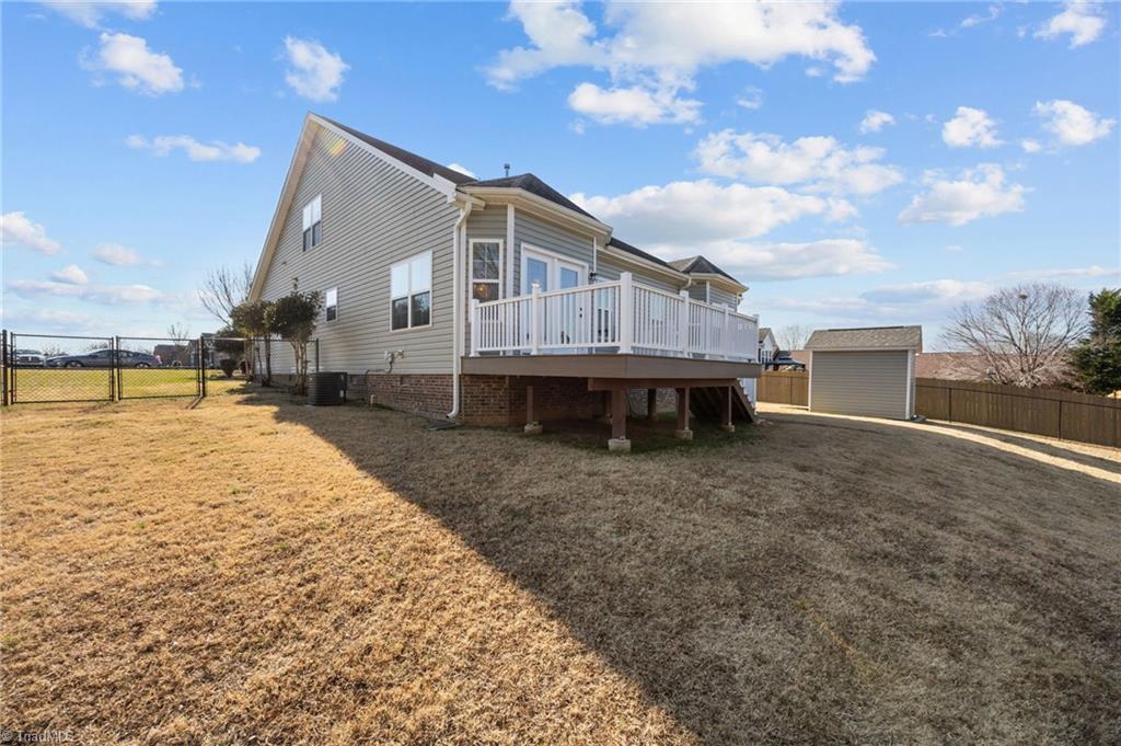 601 Grandview Drive Graham, NC 27253 - Photo 25 of 29