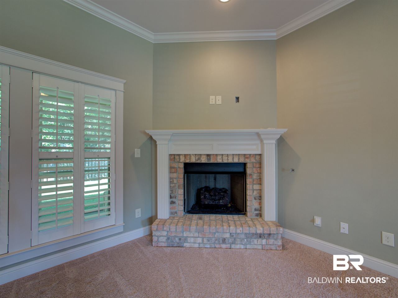 28111 Annabelle Lane Daphne, AL 36526 - Photo 28 of 39 Gas Fireplace