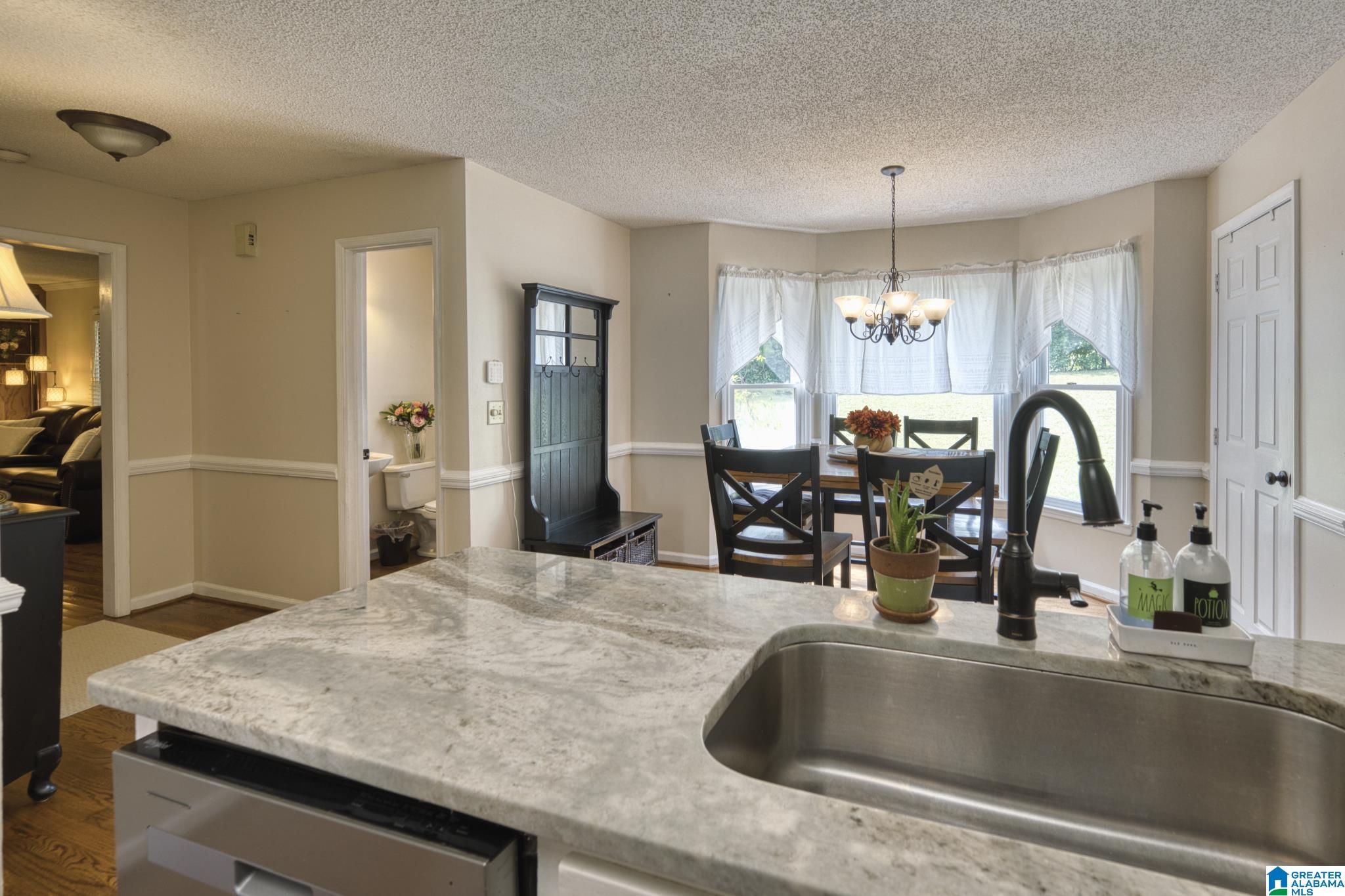 1230 Woodmont Road Anniston, AL 36207 - Photo 15 of 35