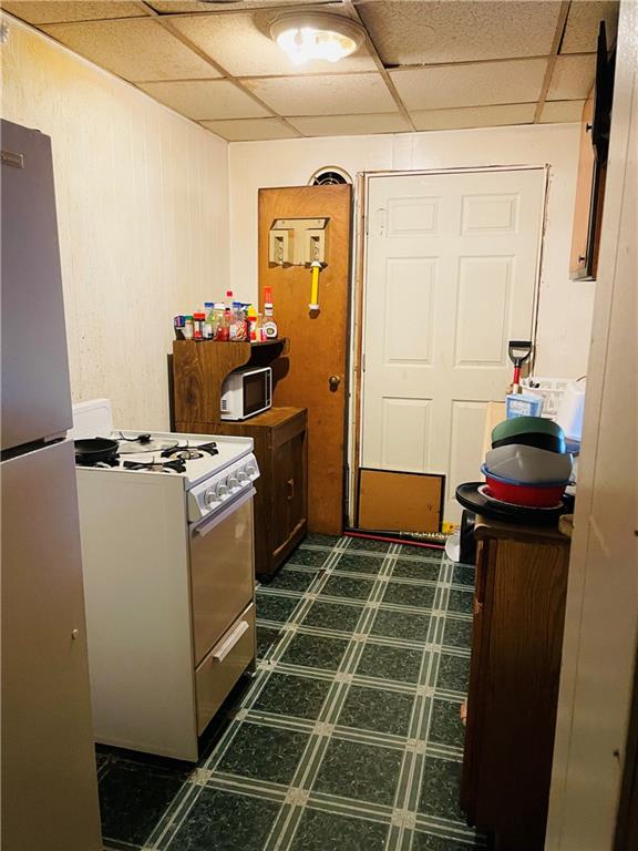 175 Steuben Street Pittsburgh, PA 15220 - Photo 2 of 40 a room with storage and utility