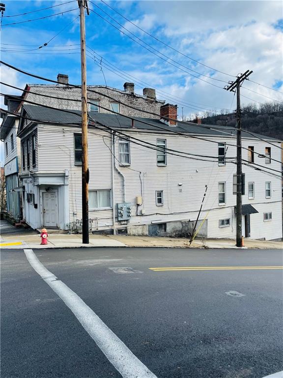 175 Steuben Street Pittsburgh, PA 15220 - Photo 33 of 40 a view of a street with cars