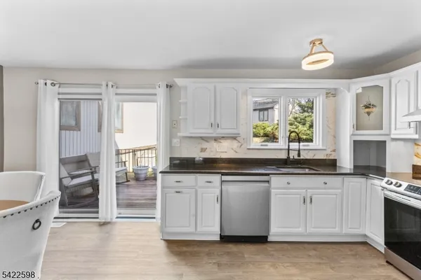 $389,000 | 13232 Dell Place, Stanhope, NJ 07874