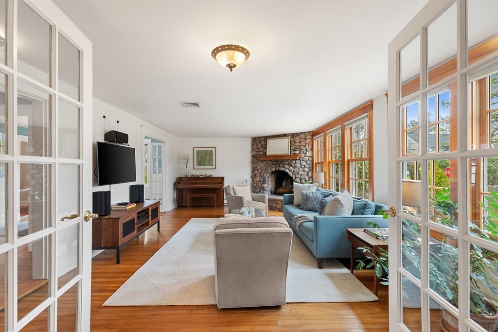 6 Freemont Street Lexington, MA 02421 - Photo 13 of 36